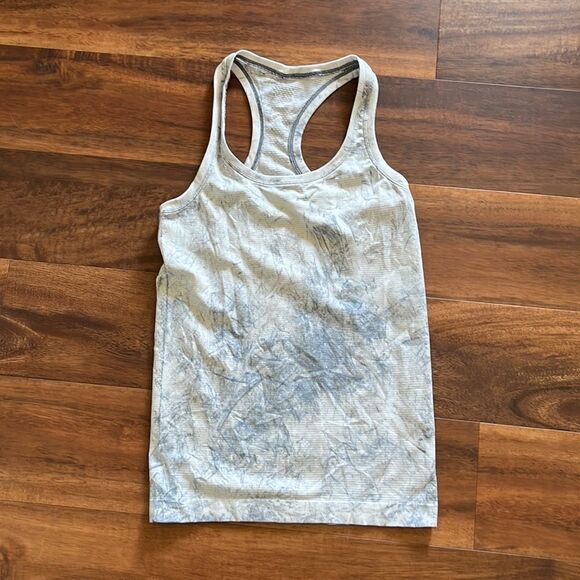 Lululemon Swiftly Tech Racerback 2.0 Tank Top, Size 4 - Picture 2 of 3